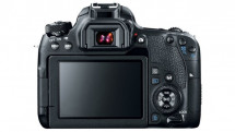 Фотоаппарат зеркальный Canon EOS 77D Kit в Москве