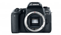 Фотоаппарат зеркальный Canon EOS 77D Body в Москве