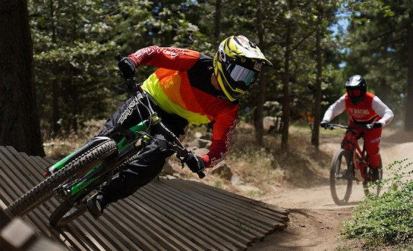 Объектив Sony E 16-55mm f/2.8 G (SEL1655G)