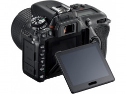 Фотоаппарат зеркальный Nikon D7500 Body в Москве