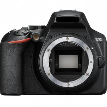 Фотоаппарат зеркальный Nikon D3500 Body в Москве