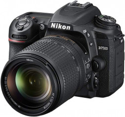 Фотоаппарат зеркальный Nikon D7500 Kit AF-S DX NIKKOR 18-140mm 1:3.5-5.6 G ED VR в Москве