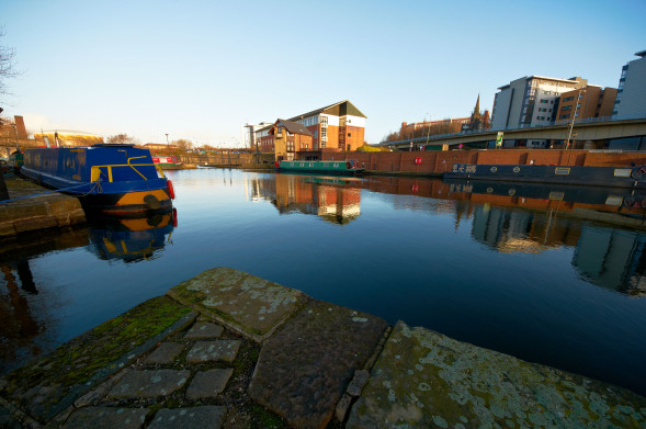 Объектив Sigma AF 8-16mm f/4.5-5.6 DC HSM Canon EF-S