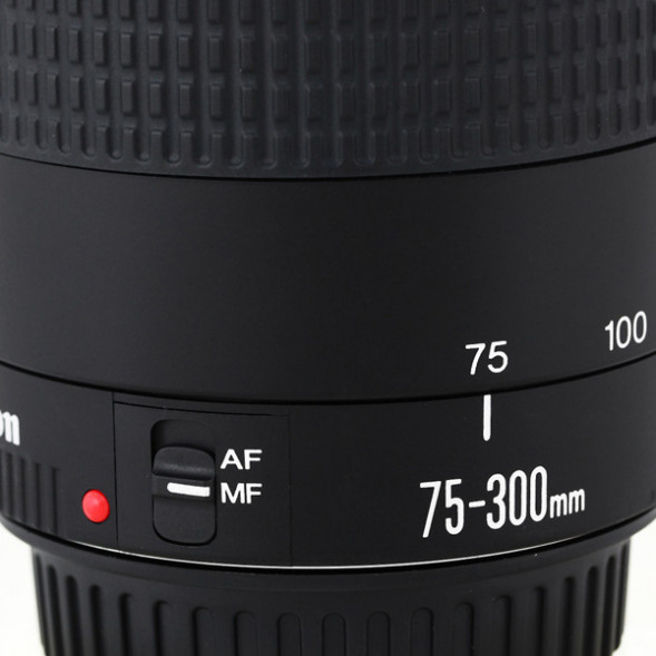 Объектив Canon EF 75-300mm f/4-5.6 III