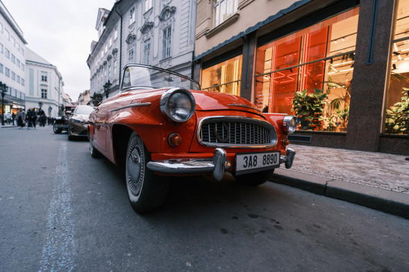 Объектив Sigma 10-18mm f/2.8 DC DN Contemporary Fujifilm X