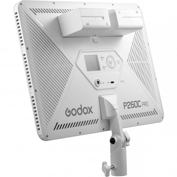 Осветитель светодиодный Godox P260C Pro