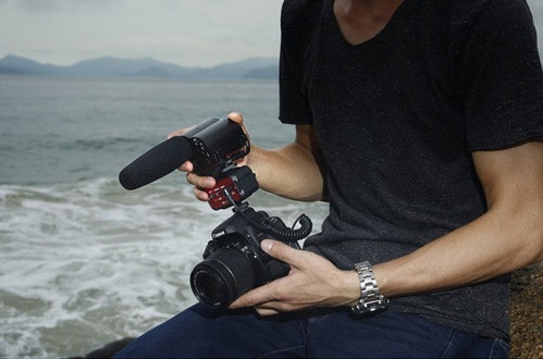 Микрофон накамерный Saramonic Vmic