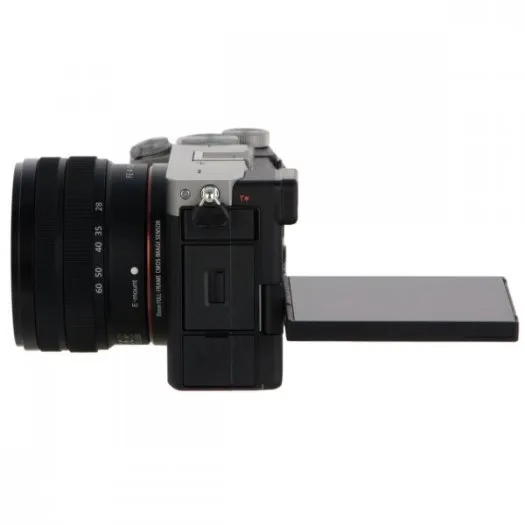 Фотоаппарат беззеркальный Sony Alpha ILCE-7CL Kit 28-60, серебристый